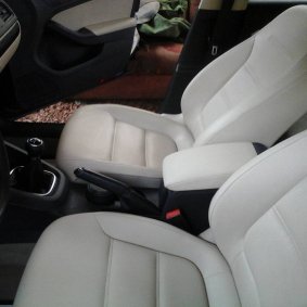 Hidratação em Bancos de Couro